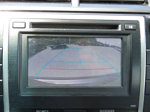Used 2014 Toyota Camry LE FWD image 24