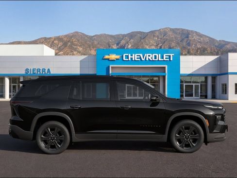 New 2027 Chevrolet Traverse LT w/ Midnight/Sport Edition FWD image 3