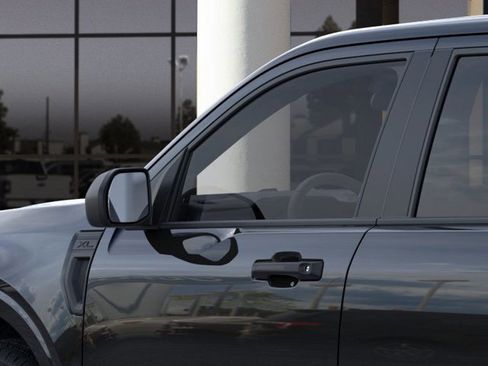 New 2025 Ford Maverick XL image 21