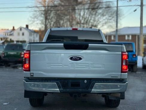 Used 2023 Ford F150 XLT w/ Trailer Tow Package image 5