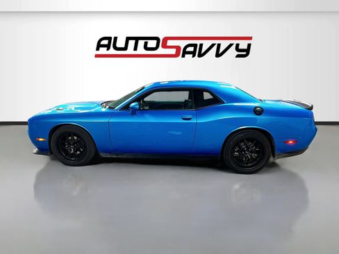 Used 2023 Dodge Challenger R/T w/ Blacktop Package RWD image 4