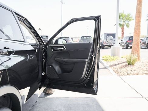 New 2026 Mitsubishi Outlander SE FWD image 10