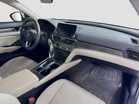 Used 2018 Honda Accord LX image 27