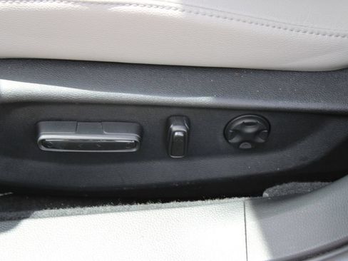 Used 2019 Honda Accord EX-L image 16