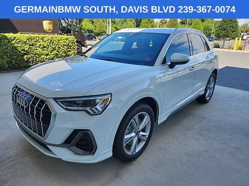 Used 2022 Audi Q3 2.0T Premium Plus AWD/4WD image 2