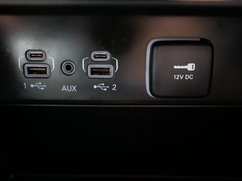 Used 2024 Jeep Grand Cherokee Limited AWD/4WD image 29