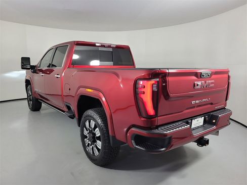 Used 2024 GMC Sierra 2500 Denali w/ Denali Reserve Package image 3