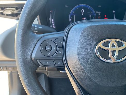 Used 2026 Toyota Corolla LE image 23