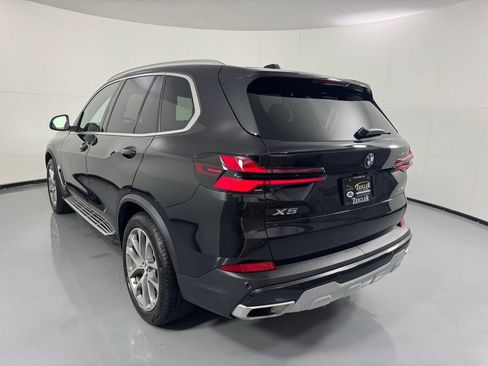 Used 2026 BMW X5 xDrive40i AWD/4WD image 8