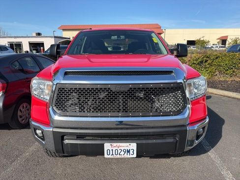 Used 2016 Toyota Tundra SR5 w/ SR5 Upgrade Package image 14