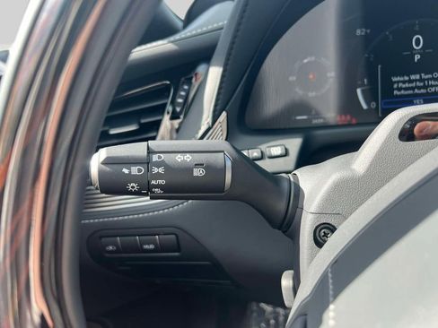 Certified 2025 Lexus LS 500 AWD w/ Luxury Package image 27