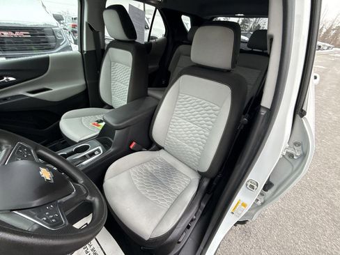 Certified 2020 Chevrolet Equinox LS w/ LS Convenience Package image 24