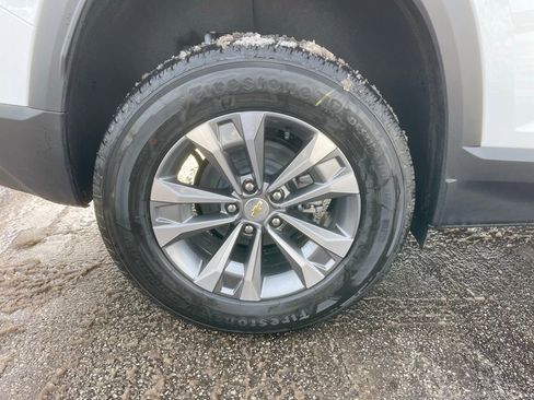 New 2026 Chevrolet Equinox LT w/ Safety and Technology Package image 32