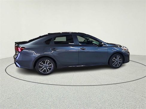 Used 2023 Kia Forte GT-Line image 8