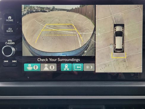 Certified 2023 Honda Pilot Elite image 18