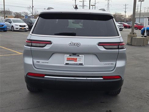 Certified 2023 Jeep Grand Cherokee L Limited w/ Trailer Tow Group (B) AWD/4WD image 19
