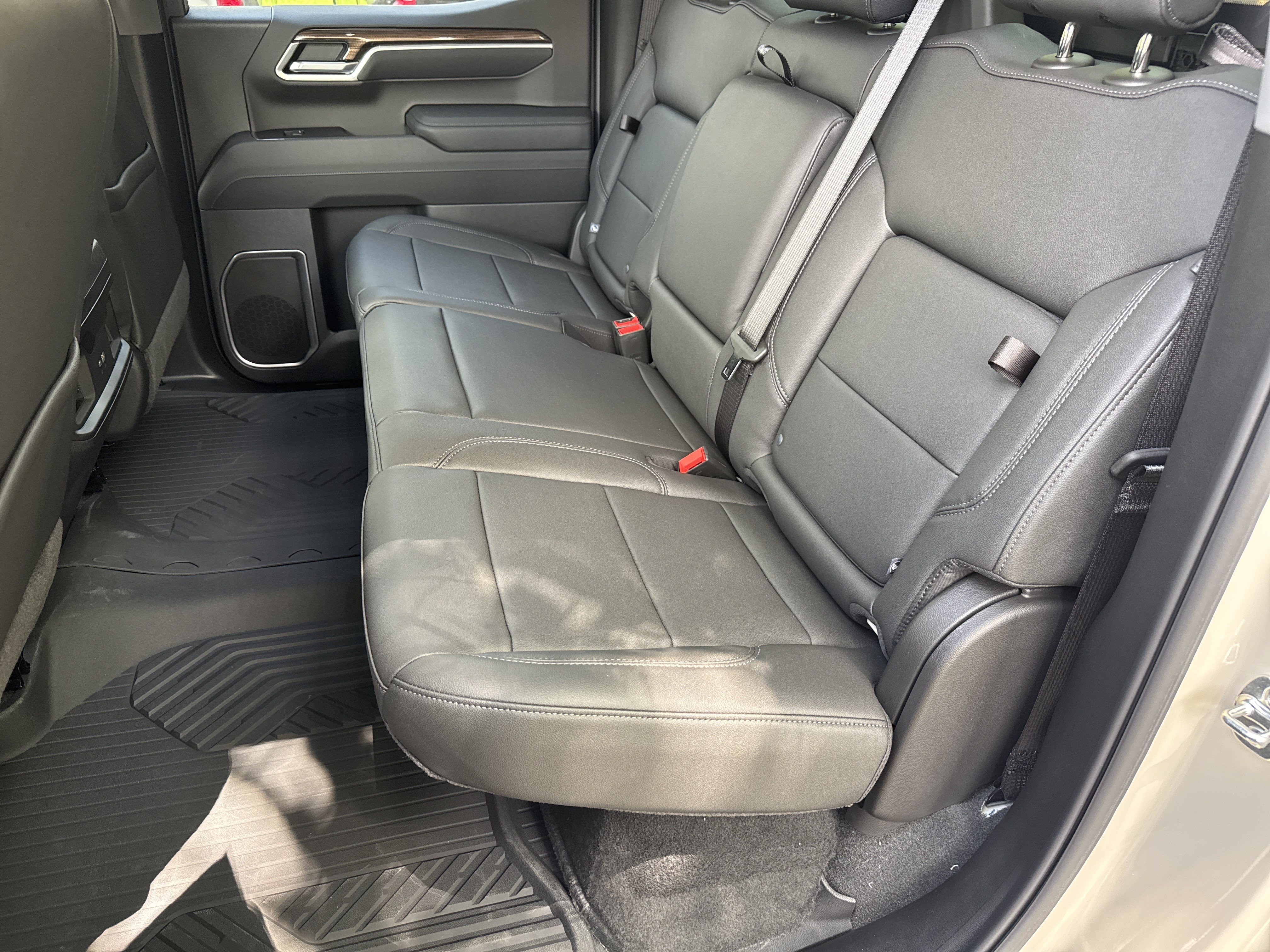 New 2026 Chevrolet Silverado 1500 RST w/ RST All Star Premium Package AWD/4WD image 21