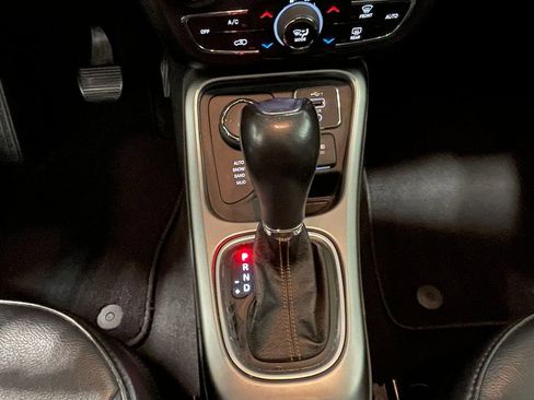 Used 2020 Jeep Compass Latitude image 29