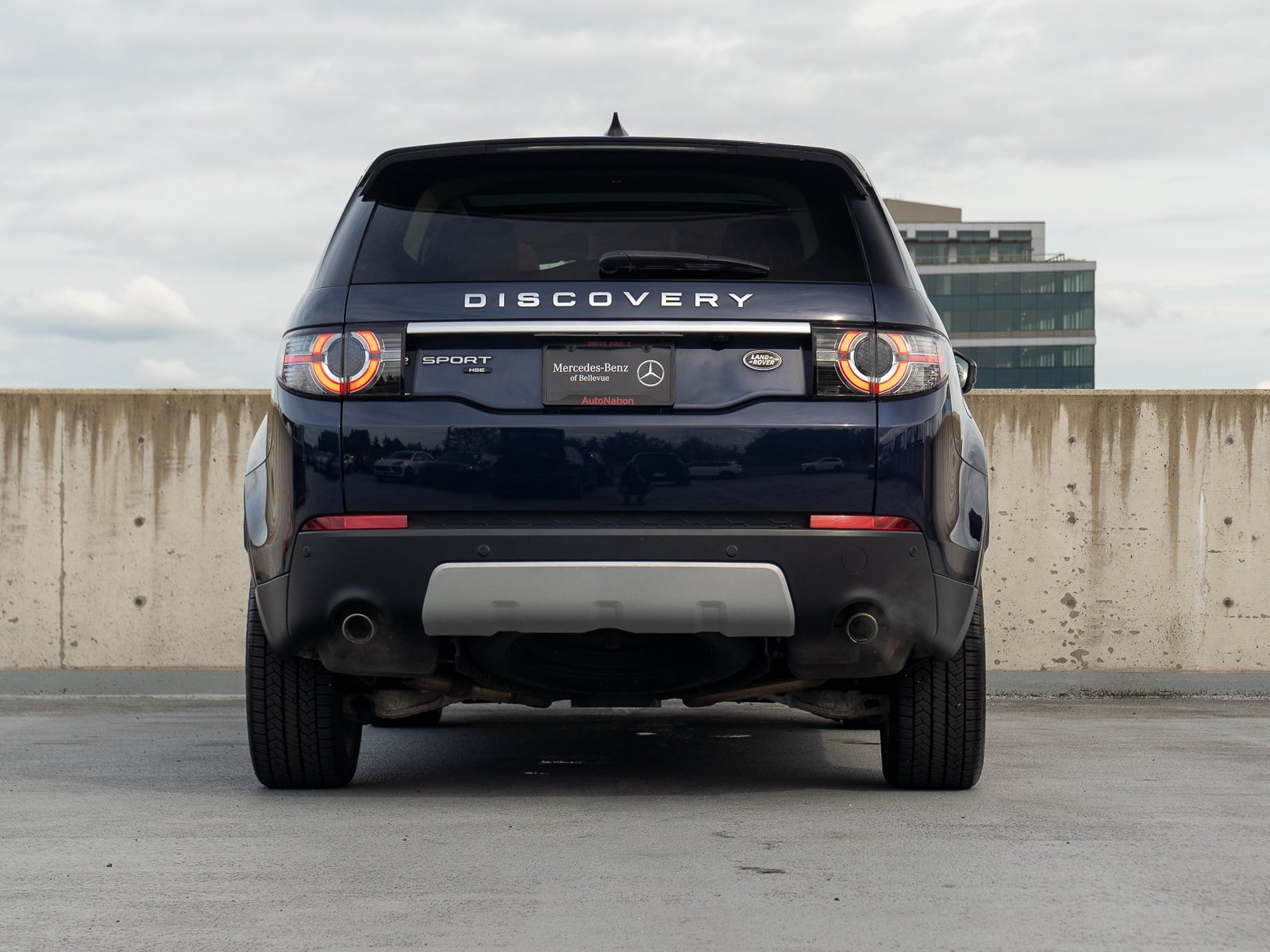 Used 2019 Land Rover Discovery Sport HSE Luxury AWD/4WD image 6