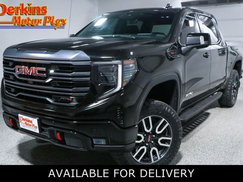 Used 2024 GMC Sierra 1500 AT4 w/ Technology Package AWD/4WD image 1
