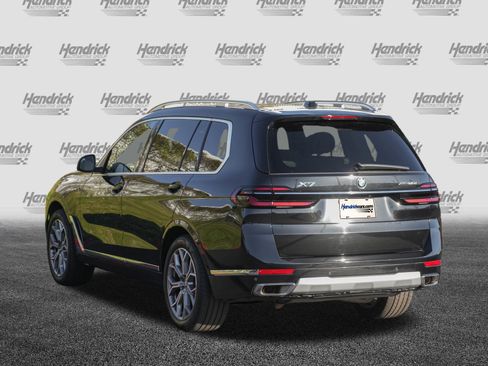 Certified 2025 BMW X7 xDrive40i image 7