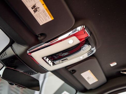 New 2026 Rolls-Royce Cullinan image 28