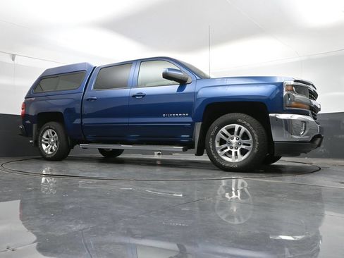 Used 2017 Chevrolet Silverado 1500 LT w/ All Star Edition AWD/4WD image 41