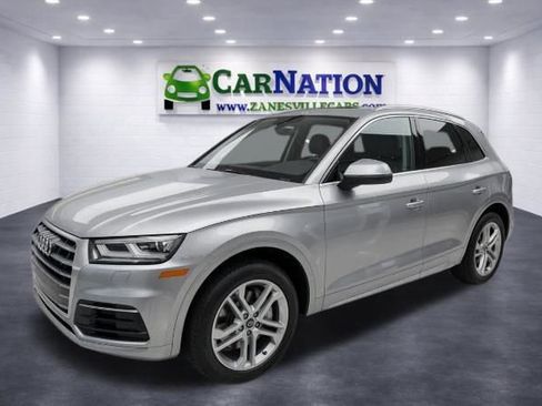 Used 2019 Audi Q5 2.0T Premium w/ Convenience Package AWD/4WD image 1