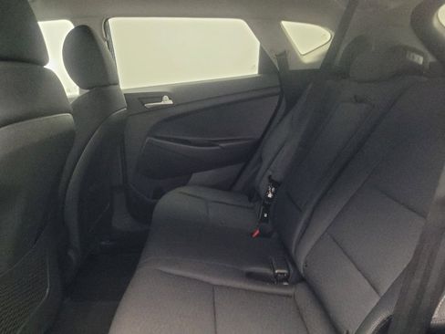 Used 2021 Hyundai Tucson SE FWD image 18