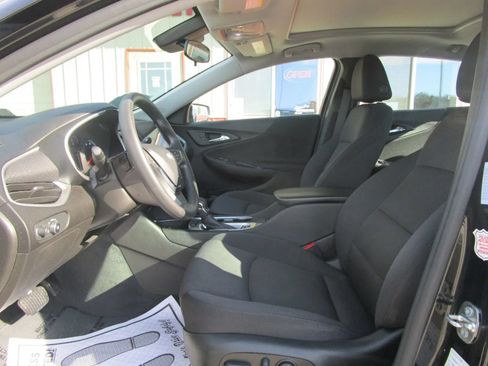 Used 2024 Chevrolet Malibu LT FWD image 12