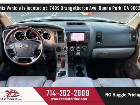 Used 2013 Toyota Sequoia Platinum RWD image 17