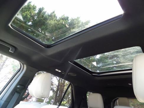 Used 2019 Ford Explorer Limited w/ Ford Safe & Smart Package AWD/4WD image 35