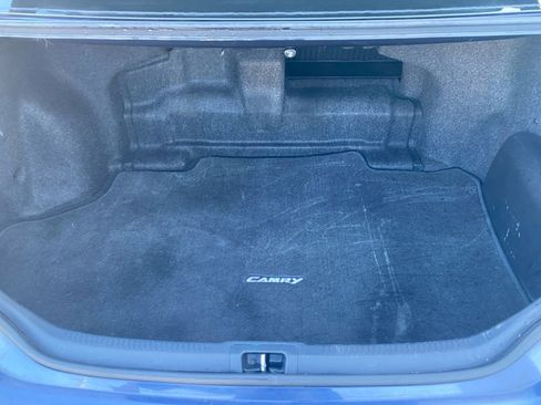 Used 2016 Toyota Camry XLE w/ Moonroof Package image 28