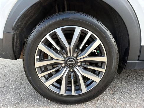 Used 2022 Nissan Kicks SV FWD image 24
