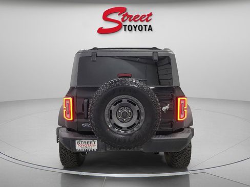 Used 2022 Ford Bronco Everglades image 3