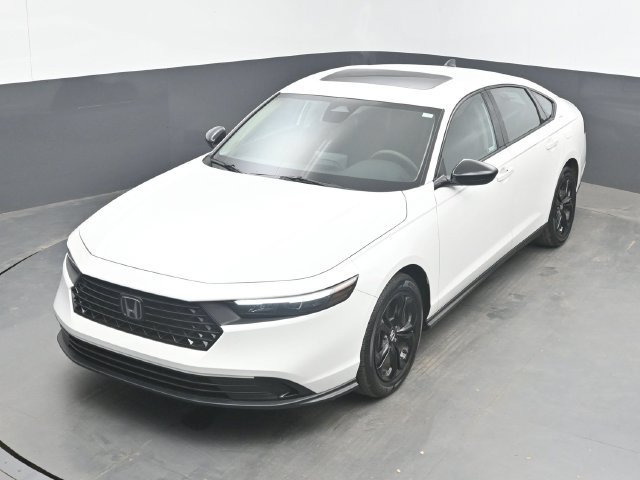 Certified 2025 Honda Accord SE image 15