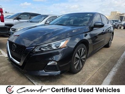 Used 2022 Nissan Altima 2.5 SV
