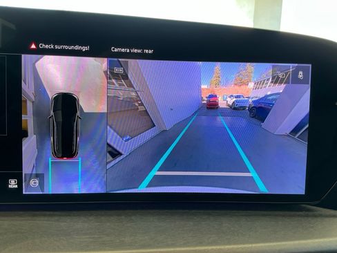 Certified 2025 Audi Q5 Premium w/ Convenience Package image 21