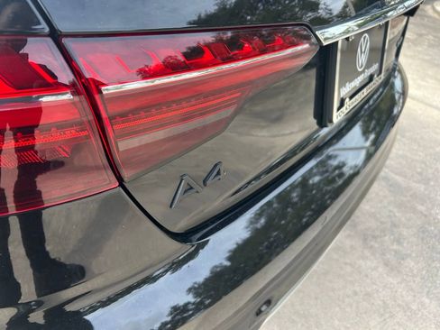 Used 2022 Audi A4 2.0T Premium w/ Convenience Package image 31