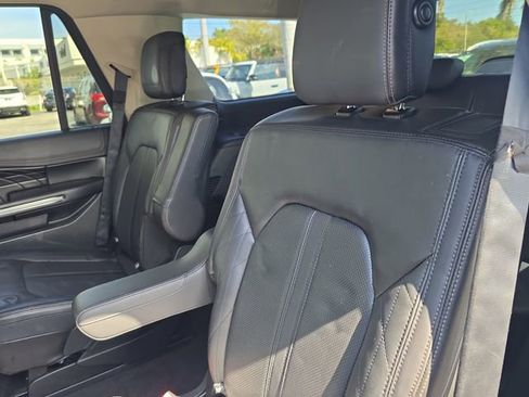 Used 2018 Ford Expedition Platinum image 8