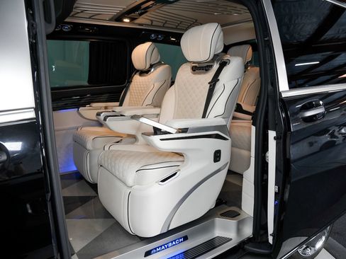 Used 2021 Mercedes-Benz Metris Passenger image 50