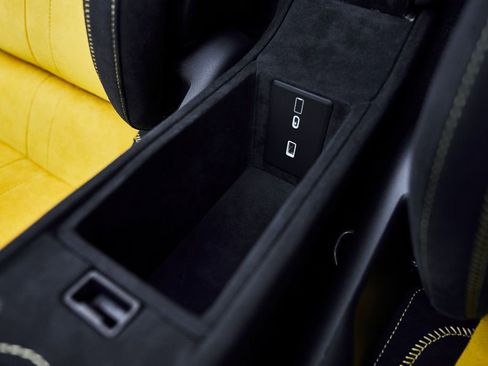 Used 2026 McLaren 750S Spider image 64