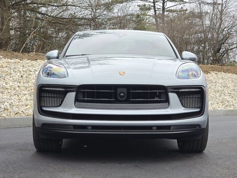 Certified 2024 Porsche Macan S image 10