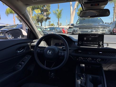 Used 2024 Honda Accord EX image 22