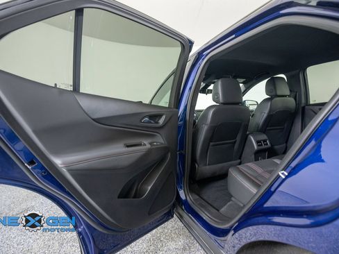 Used 2022 Chevrolet Equinox RS w/ LPO, Floor Liner Package FWD image 26