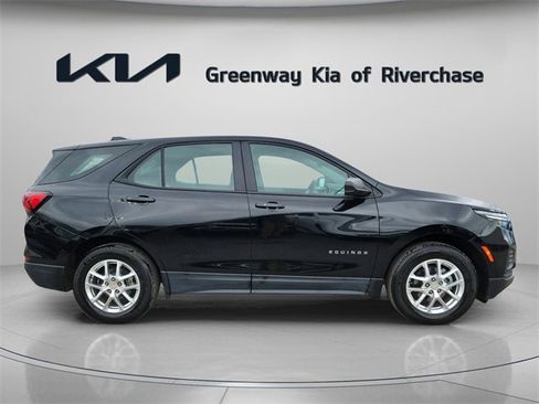 Used 2024 Chevrolet Equinox LS image 7