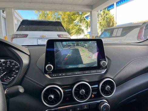 Used 2025 Nissan Sentra SV image 25