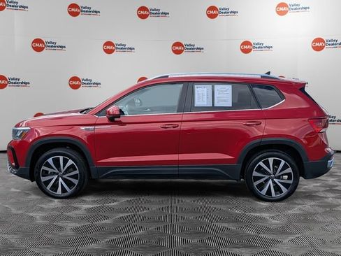 Certified 2023 Volkswagen Taos SE image 8