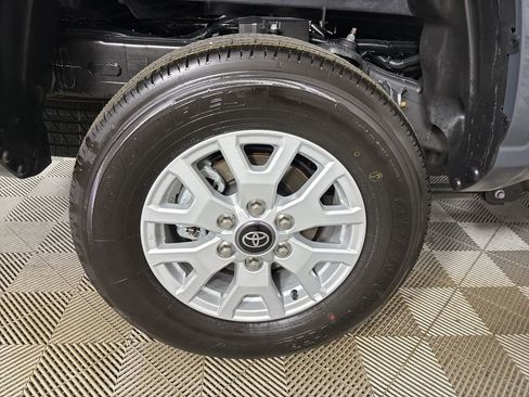 Used 2025 Toyota Tacoma SR5 image 30