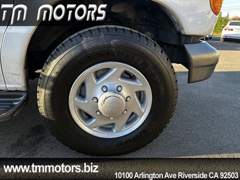 Used 2004 Ford E-350 and Econoline 350 XL image 20